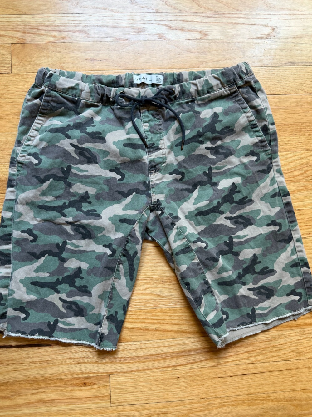 The Rail Camouflage Drawstring Men's Shorts - Green Camo